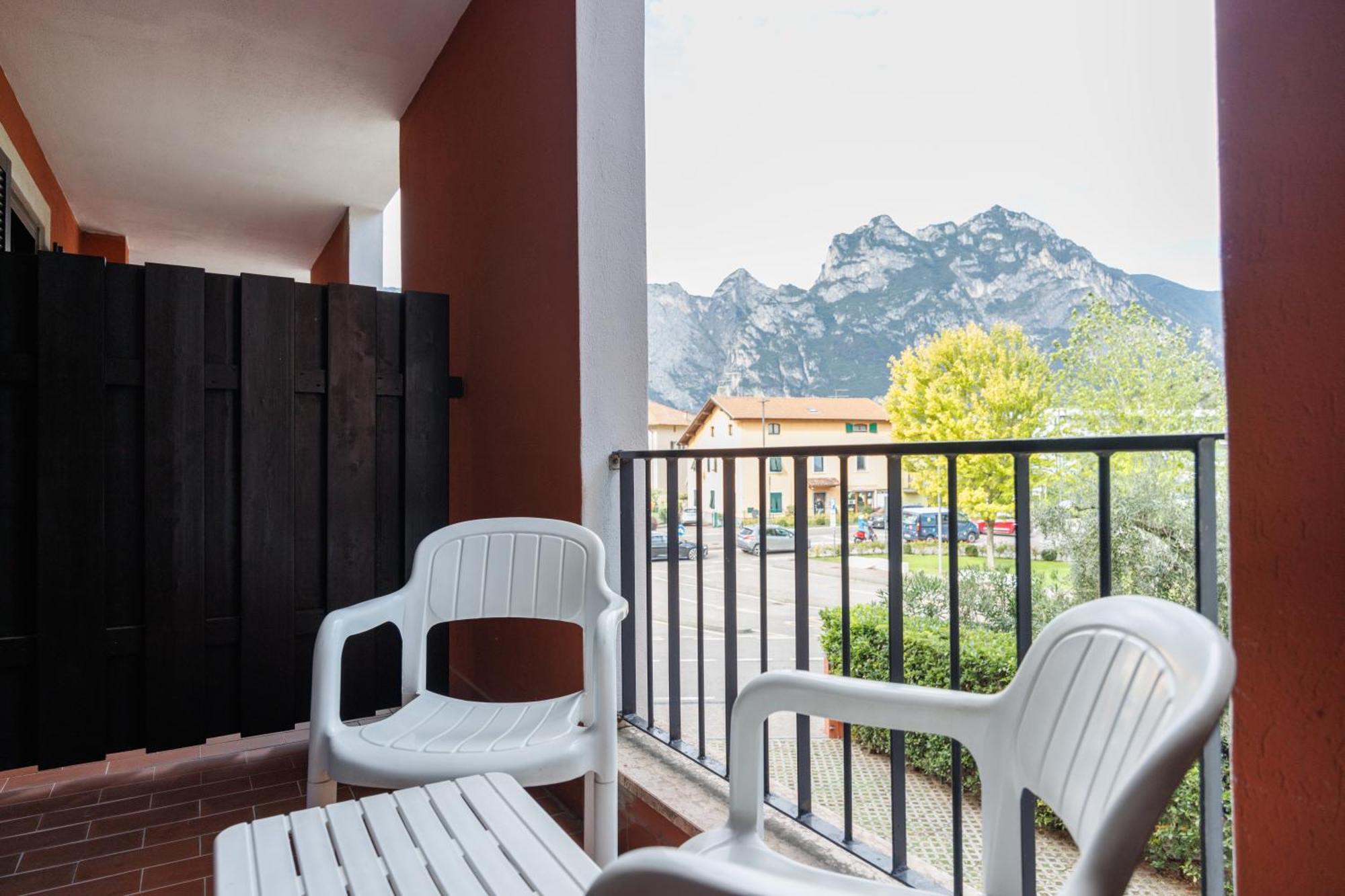 Club Hotel E Residence La Vela Torbole Sul Garda Εξωτερικό φωτογραφία