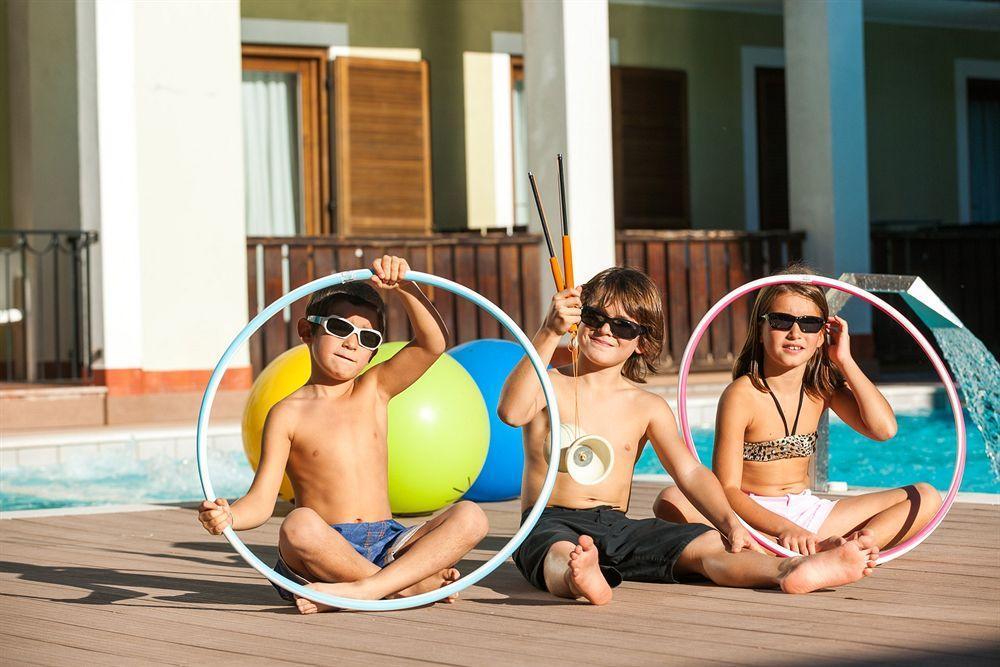Club Hotel E Residence La Vela Torbole Sul Garda Εξωτερικό φωτογραφία
