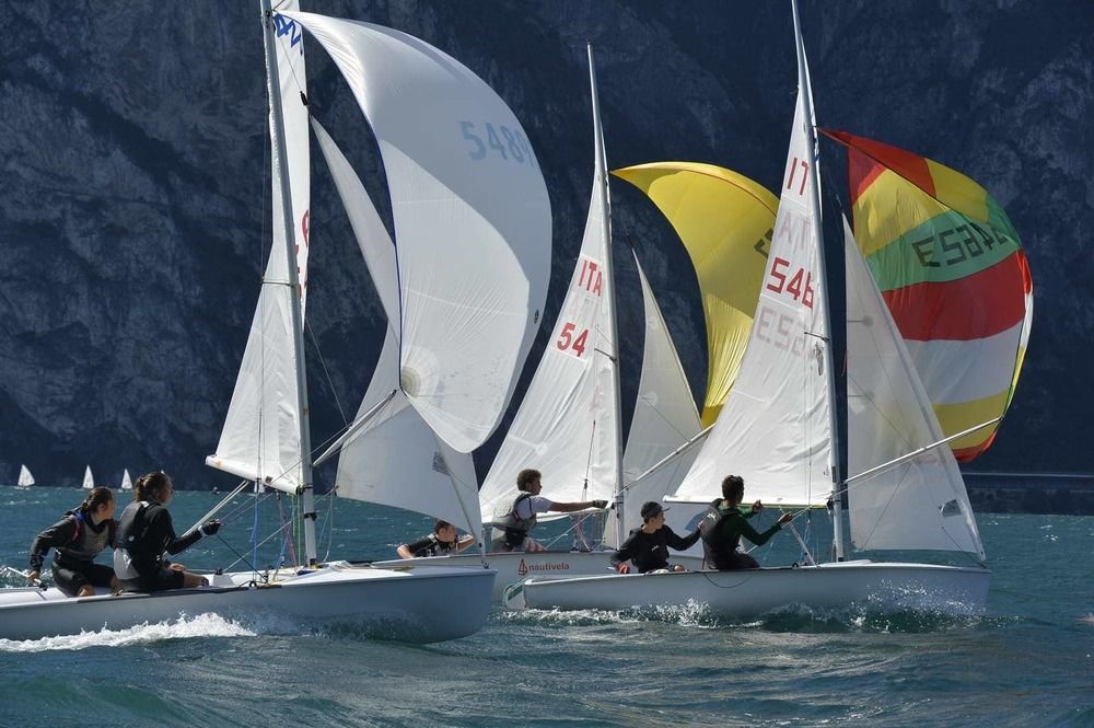 Club Hotel E Residence La Vela Torbole Sul Garda Εξωτερικό φωτογραφία