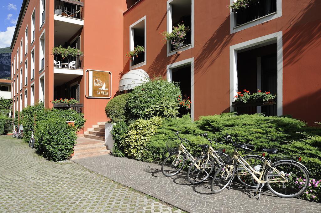 Club Hotel E Residence La Vela Torbole Sul Garda Εξωτερικό φωτογραφία