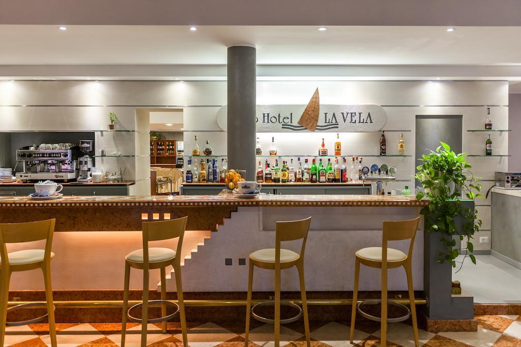 Club Hotel E Residence La Vela Torbole Sul Garda Εξωτερικό φωτογραφία